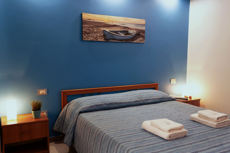Bedroom 1, Scarabeo Milazzo, Messina