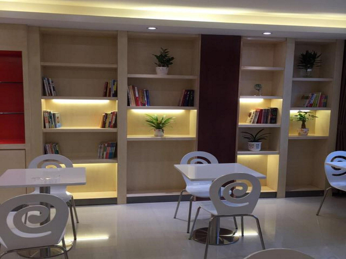 Public Area 2, 7 Days Premium Huizhou International Material City, Huizhou