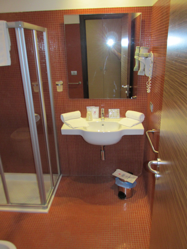 Bathroom 5, Selinunte Boutique Hotel, Trapani