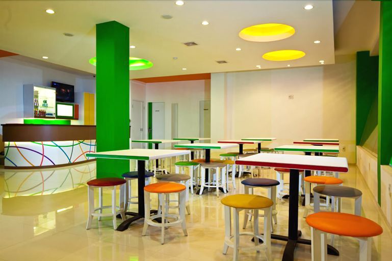 Dewarna Hotel Arifin Malang, Malang