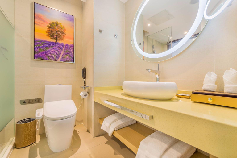 Bathroom 4, Lavande Hotel (Shenyang Railway Station Zhongshan Square), Shenyang