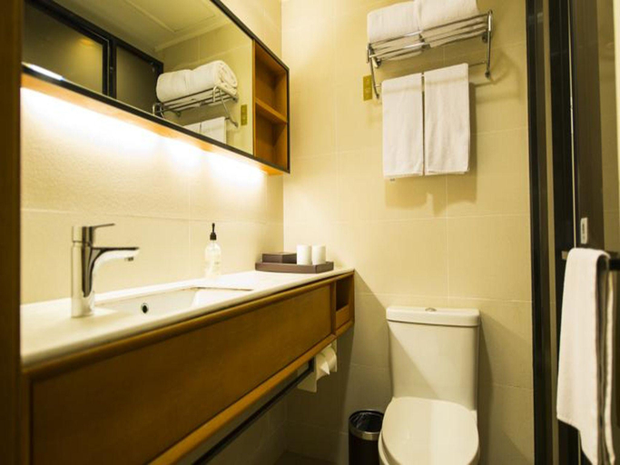Bathroom 4, Ji Hotel Chengdu Chunxi Road, Chengdu