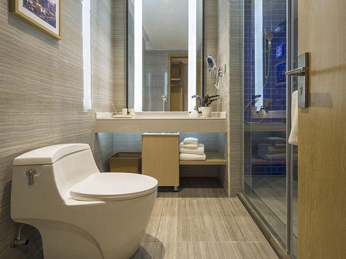 Bathroom, Kyriad Marvelous Hotela Shanghai Jiading Xincheng, Shanghai