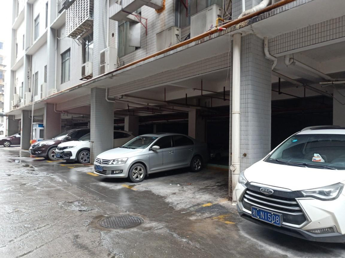Public Area 5, 7 Days Premium·Zhengzhou South Guoqing Road, Chenzhou