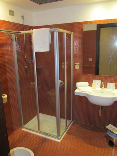 Bathroom 5, Selinunte Boutique Hotel, Trapani