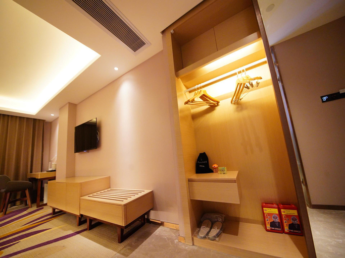 Bathroom, Lavande Hotels Heyuan Longchuan County Laolong Tow, Heyuan