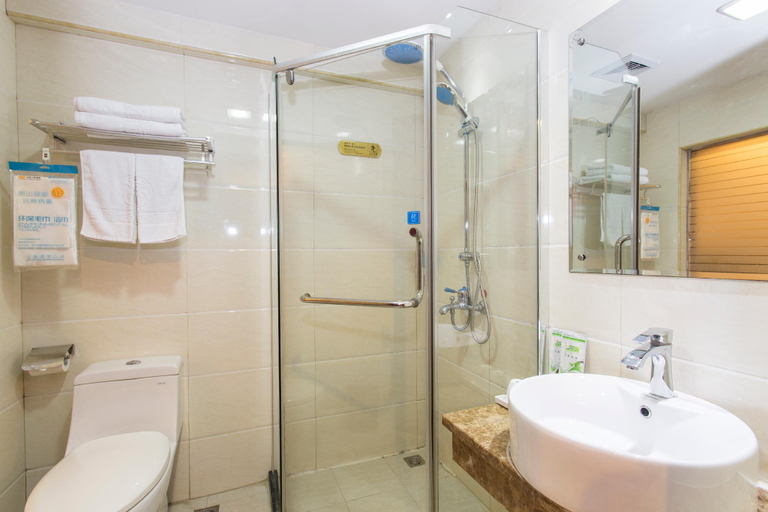 Bathroom, Kaiserdom Hotel Changsha Railway Station Branch, Changsha