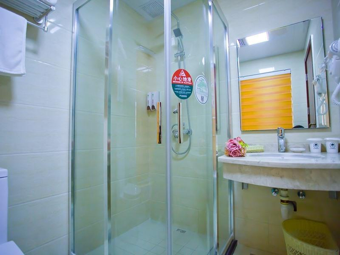 Bathroom 4, Greentreea Inn Shanghai Jinshan Wanda Plaza Longxi, Shanghai