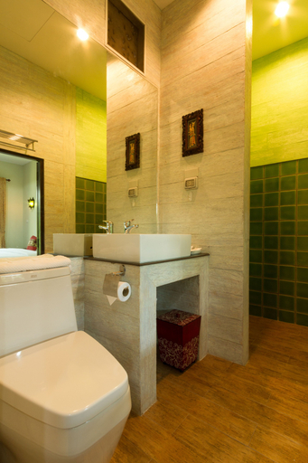 Bathroom 5, Laan Mai Fai Chang Resort, Hang Dong