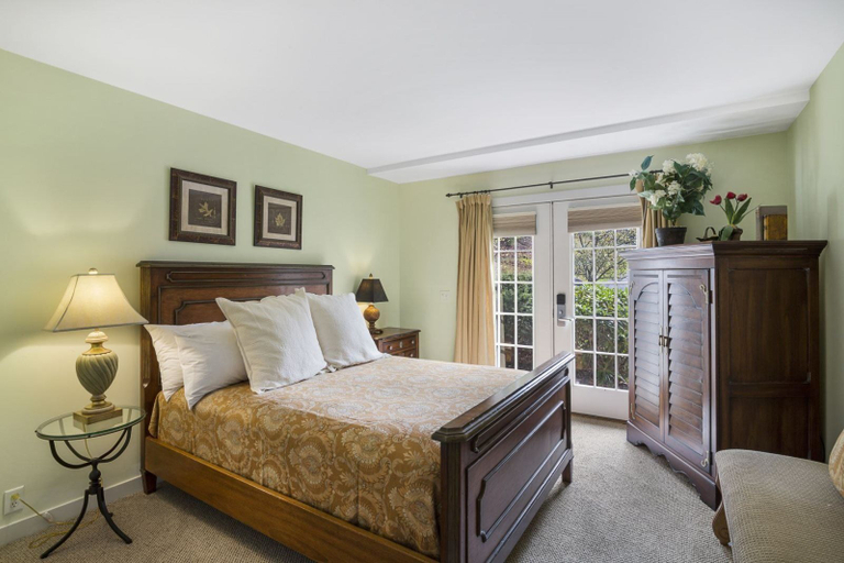 Bedroom 4, 700 B Topnotch, Lamoille