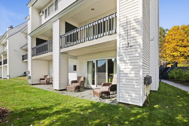 Exterior & Views 2, Lodge Condo 24, Lamoille