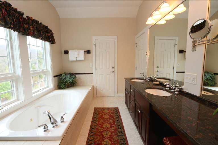 Bathroom, 627a_topnotch, Lamoille