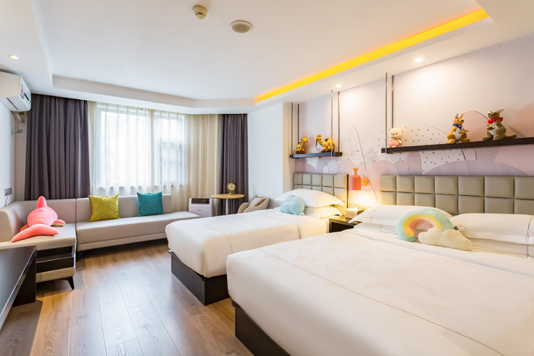 Bedroom 3, The Red Hotel, Beijing