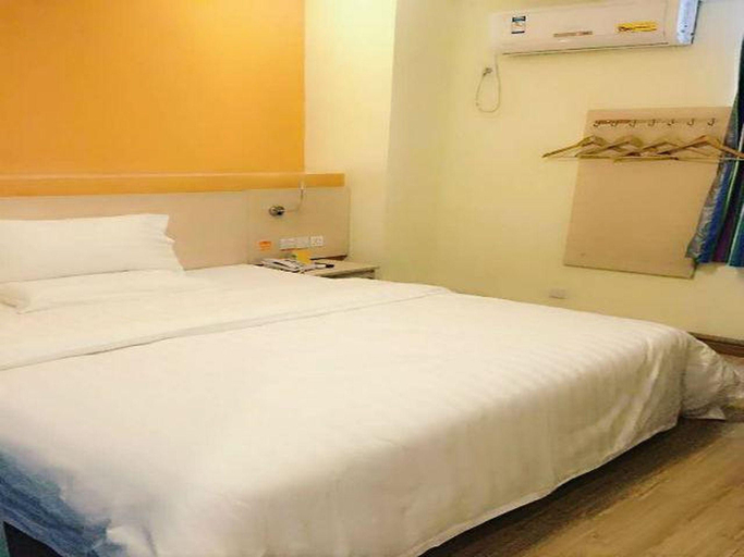 Bedroom, 7 Days Inn Suzhou Weiting Yangcheng Lake Huayi Studio, Suzhou