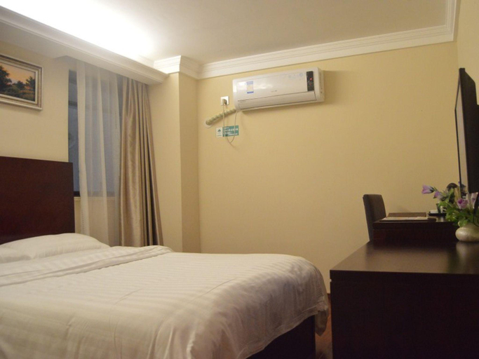 Bedroom 3, GreenTree Alliance ShangHai JiangQiao West JinShaJiang Road Hotel, Shanghai