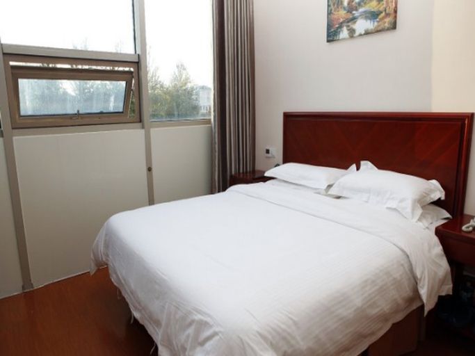 Bedroom 3, GreenTree Inn Beijing International Studies University Dalianpo Metro Station Express Hotel, Beijing