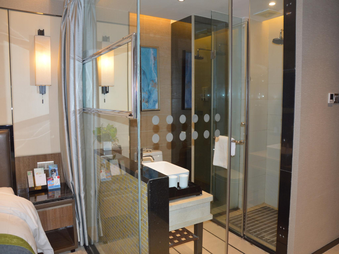 Bedroom 3, Nanning Champs Elysees Hotel, Nanning