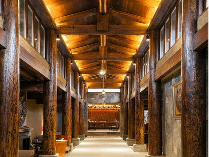 Public Area 3, Arro Khampa by Zinc Journey Shangri-la, Dêqên Tibetan