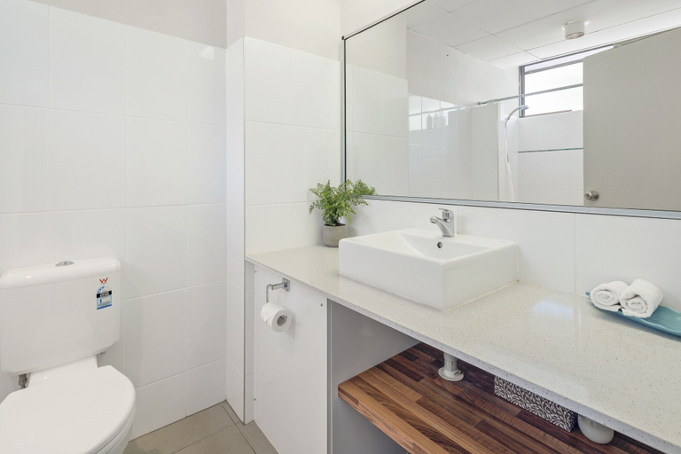 Bathroom, Ocean Views 9, Whitsunday