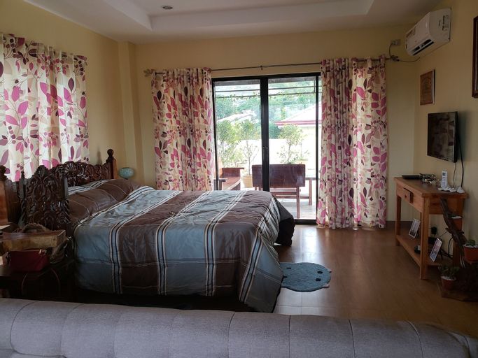 Brand New Penthouse 1BR Ocean view, Tacloban City
