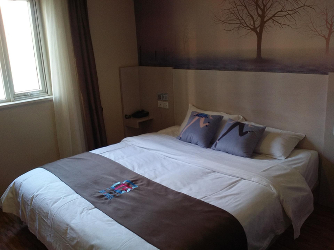 Bedroom 3, Pai Hotel Beijing Wanshou Road Subway Station, Beijing