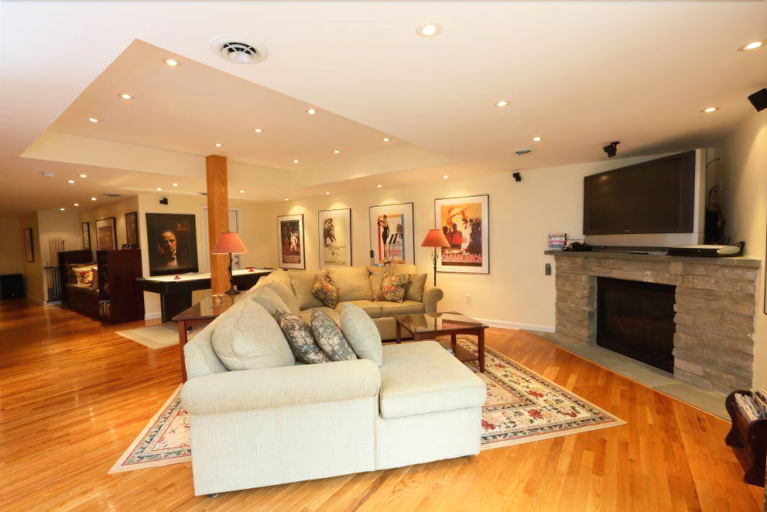 Public Area 3, 627a_topnotch, Lamoille