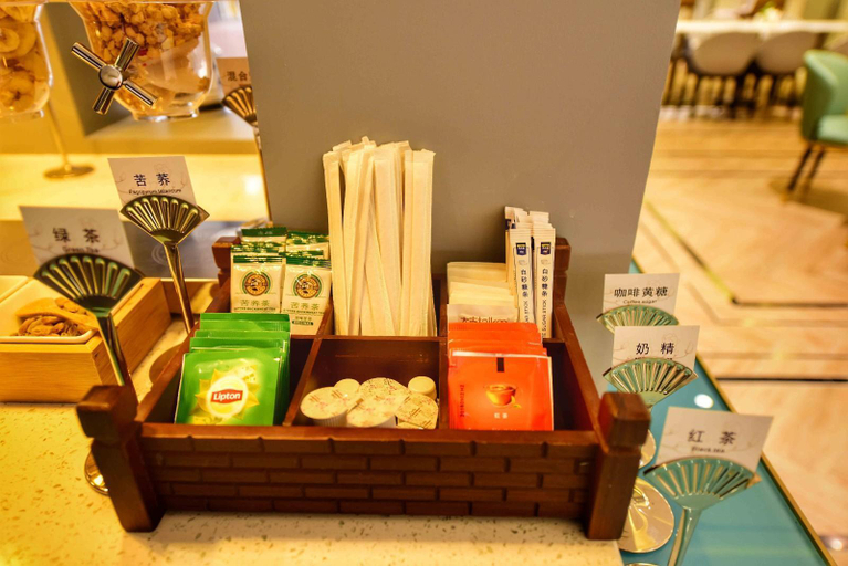 Food & Drinks 5, Magnotel Hotel Chengdu Taikoo Li Dongfeng Bridge A, Chengdu