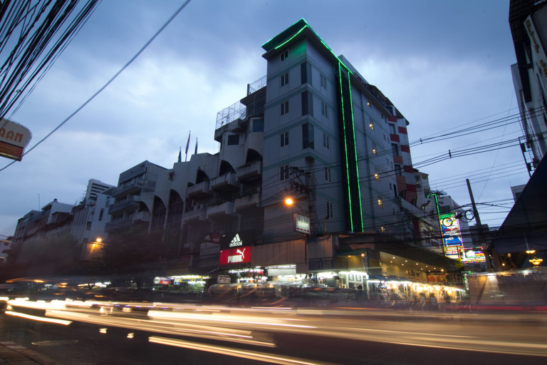 Exterior & Views 2, Sky Inn 2, Khlong Toey