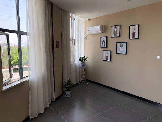 Public Area 2, 7 Days Premium Nanchang Xiaolan Industrial Park Bogang Metro Station, Nanchang