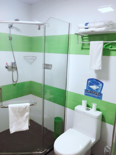Bathroom 3, 7 Days Inn Yancheng Funing White Swan Park, Yancheng