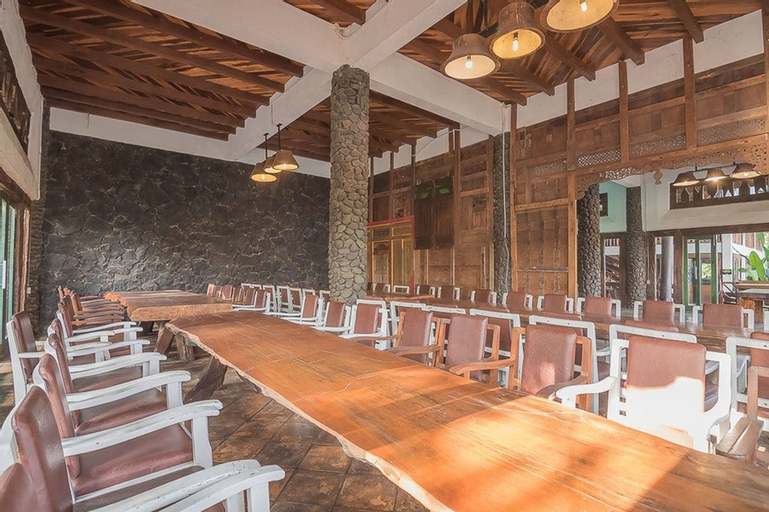 RedDoorz Resort @ Lembang 2, Bandung