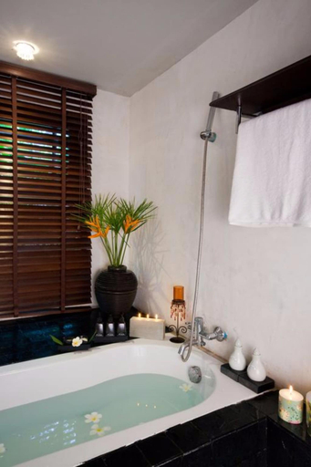 Bathroom 5, The Puka Boutique Resort, Doi Saket