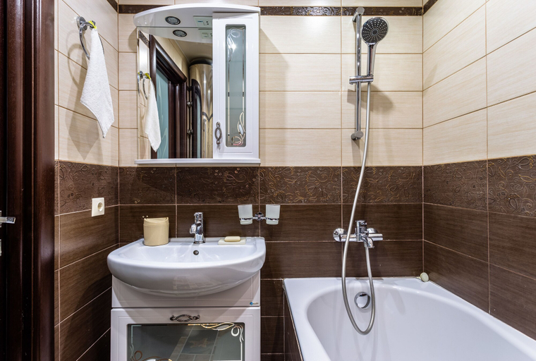 Bathroom 3, Apartments on Malaya Moskovskaya 6-7, Sankt-Peterburg gorsovet