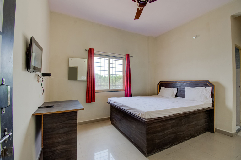 Bedroom 4, SPOTON 30567 Karthik Residency, Chitradurga