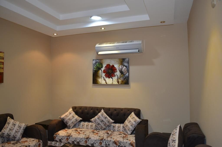 Najmat Manami Furnished Units,