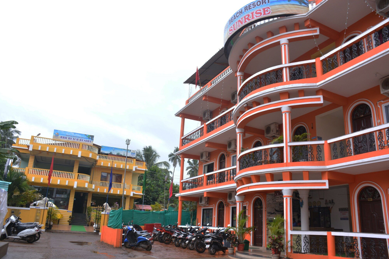 Exterior & Views 2, Sunrise Beach Resort, North Goa