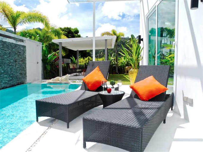 Skylight 2 bedrooms New Villa in Kamala, Pulau Phuket