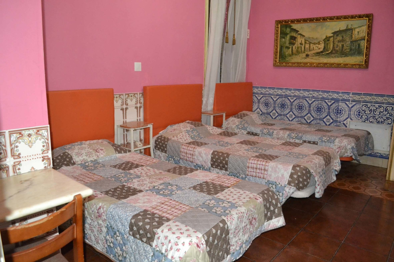 Bedroom 3, Pétala Preciosa Guesthouse, Lisbon