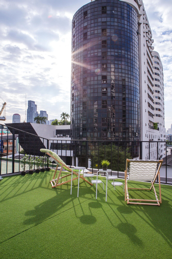 The BOB hostel, Wattana