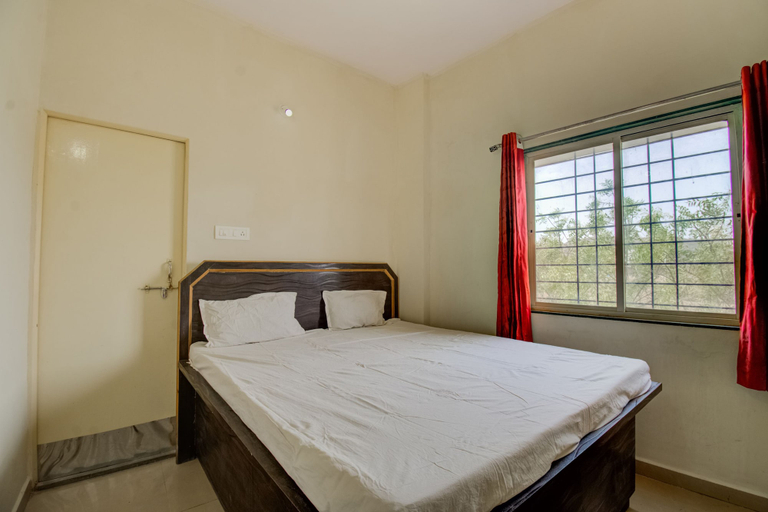 Bedroom 1, SPOTON 30567 Karthik Residency, Chitradurga