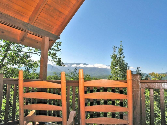 Others 4, Eagles Point Lodge, Sevier