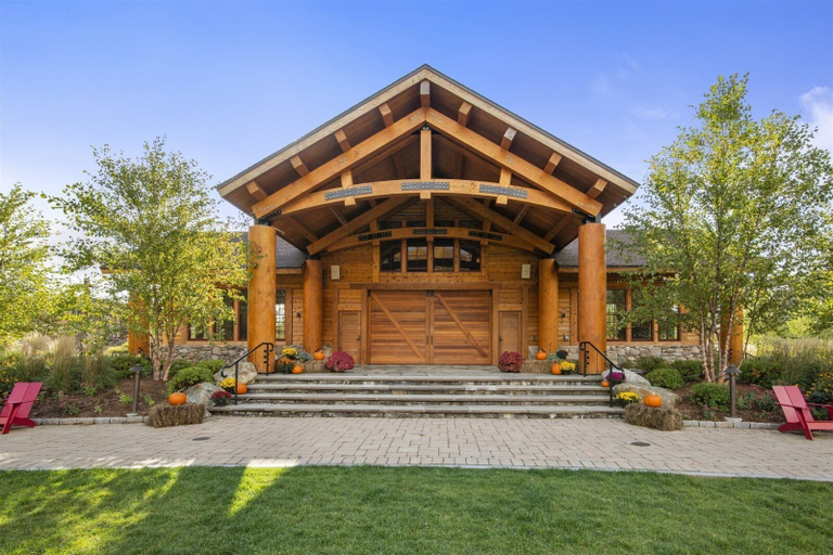 Exterior & Views 2, 1325 Studio @ The Lodge at Spruce Peak, Lamoille