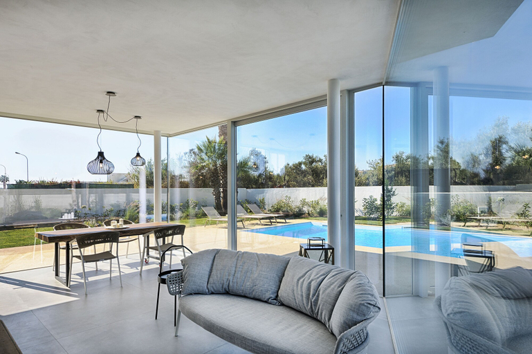 Others 5, Villas Don Serafino, Ragusa