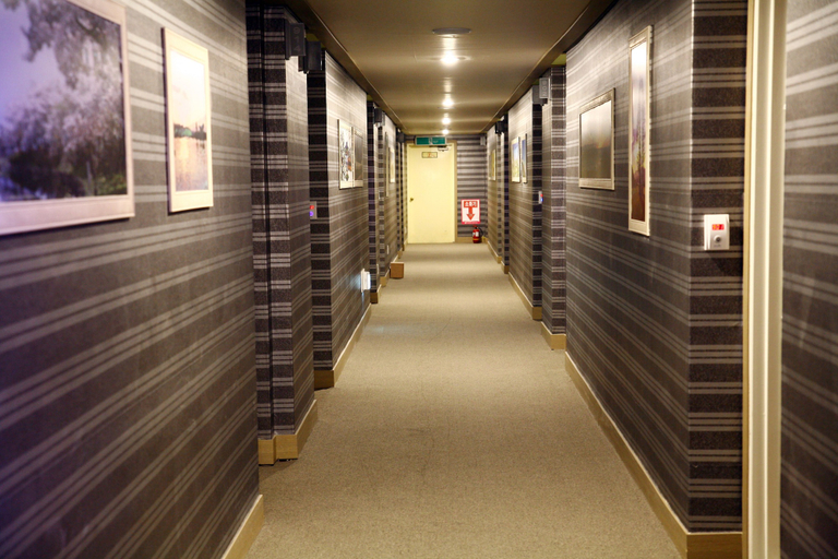 Public Area 2, Crystal Hotel, Buk