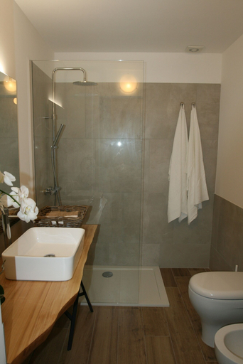 Bathroom 5, Civico 1A1, Venezia