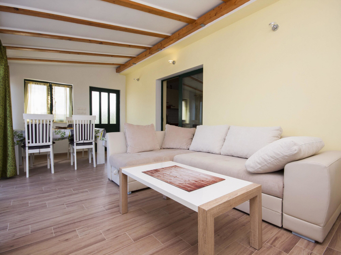 Others 5, Holiday House Marko, Rogoznica