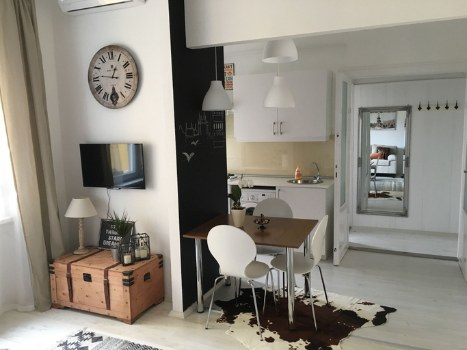 Others 4, Standard Apartment by Hi5 - Karoly 23, Budapesti