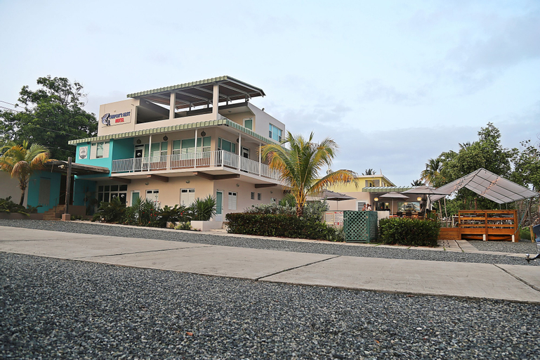 Tarpon's Nest Lodge,