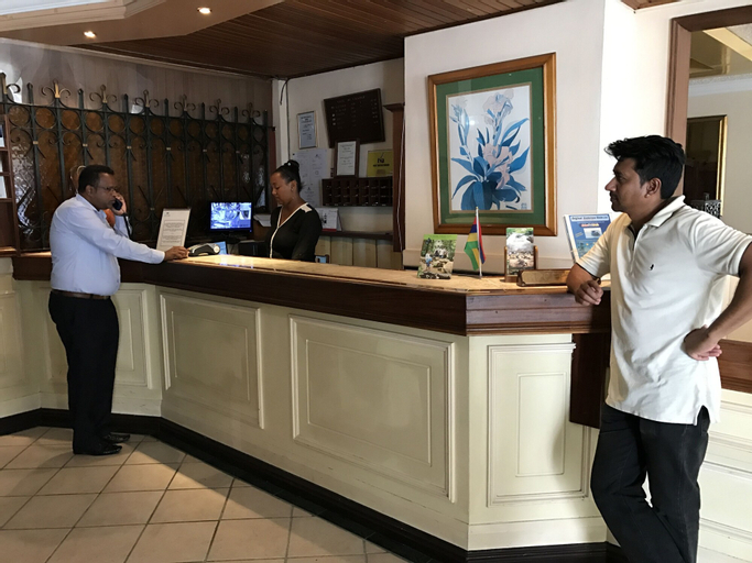 St Georges Hotel,