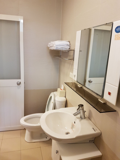 Bathroom 5, Star Moon Heart Hostel, Nantou